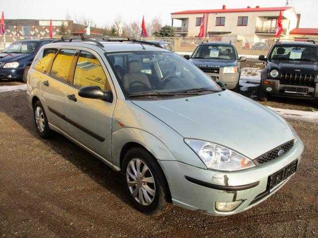 Ford Focus kombi 74kW nafta 200308