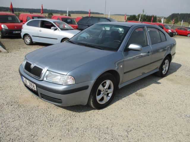 Škoda Octavia liftback 74kW nafta 200611