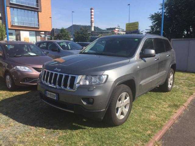 Jeep Grand Cherokee SUV 177kW nafta 201211