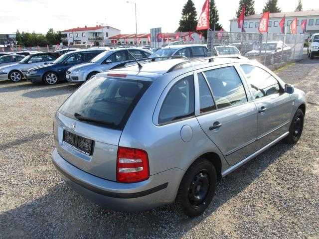 Škoda Fabia kombi 55kW benzin 200404