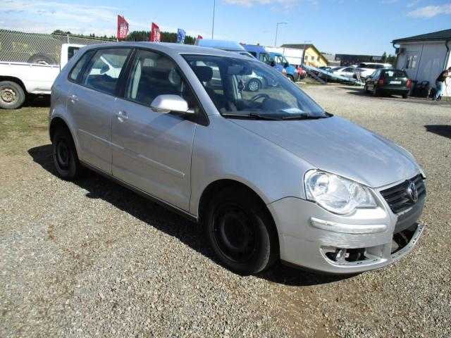 Volkswagen Polo hatchback 51kW nafta 200512