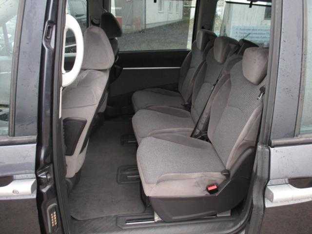 Peugeot 807 MPV 100kW nafta 200612