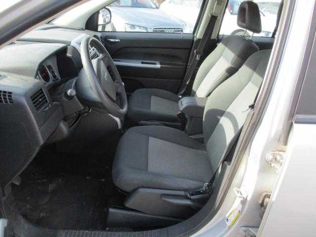 Jeep Compass SUV 103kW nafta 200803