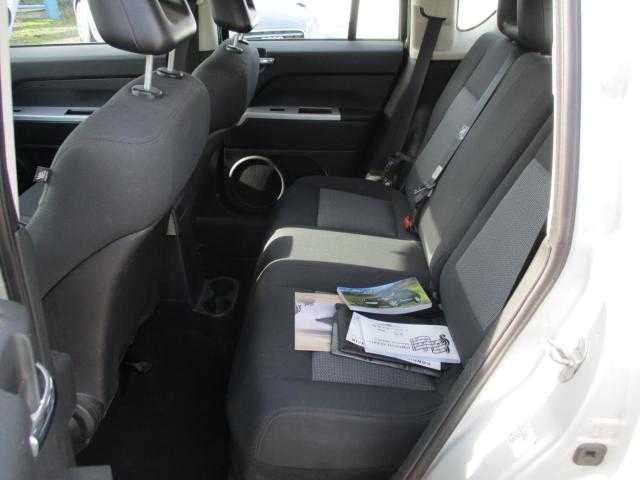 Jeep Compass SUV 103kW nafta 200803