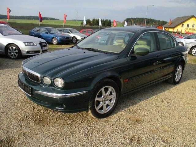 Jaguar X-Type limuzína 114kW benzin 200206