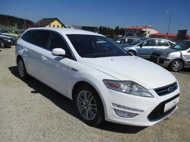 Ford Mondeo kombi 120kW nafta 201102