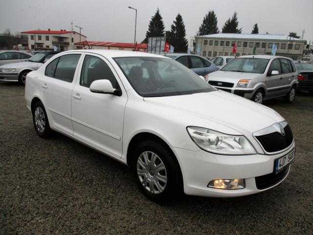 Škoda Octavia liftback 90kW benzin 201202