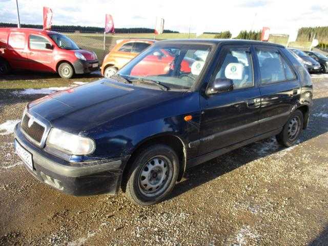 Škoda Felicia hatchback 50kW benzin 200105