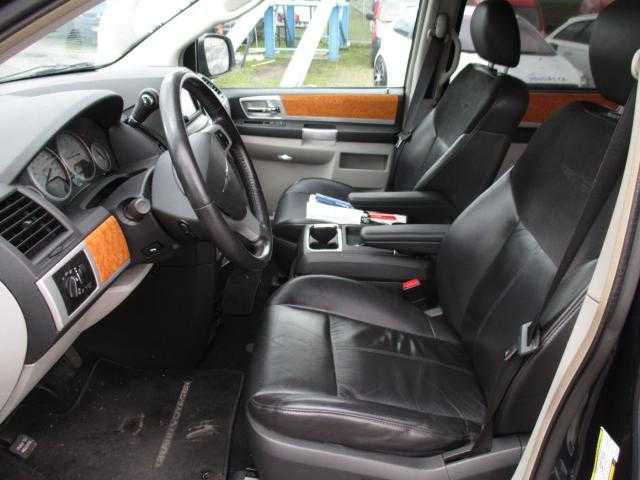 Chrysler Grand Voyager MPV 120kW nafta 200904