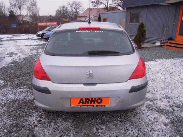 Peugeot 308 hatchback 70kW benzin 201003