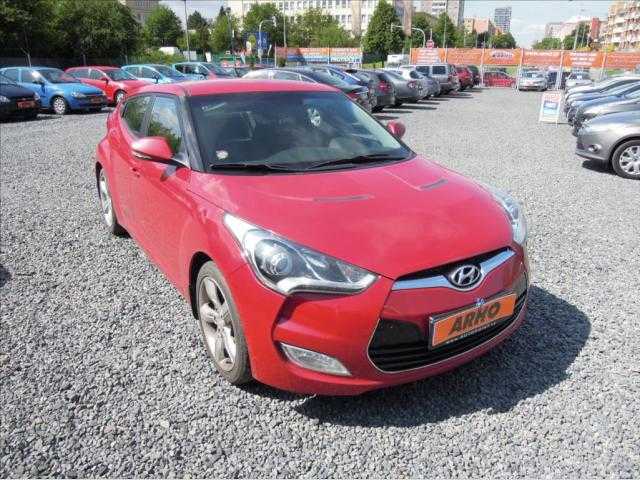 Hyundai Veloster hatchback 103kW benzin 201206