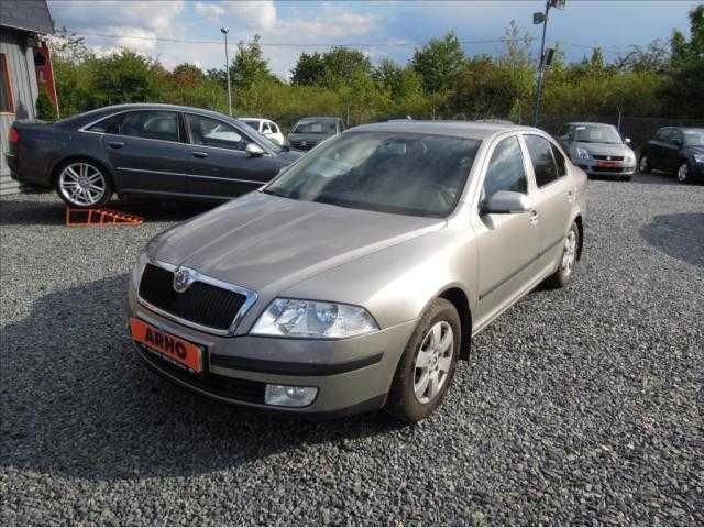 Škoda Octavia hatchback 77kW nafta 200803