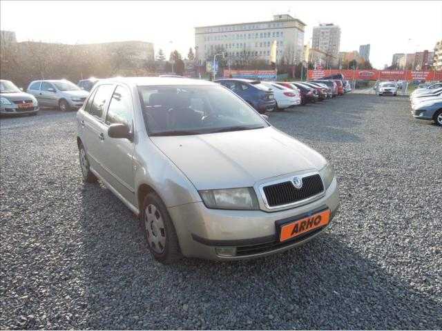 Škoda Fabia hatchback 40kW benzin 200404