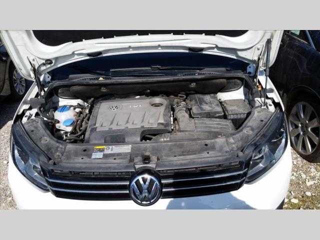 Volkswagen Touran kombi 103kW nafta 201303