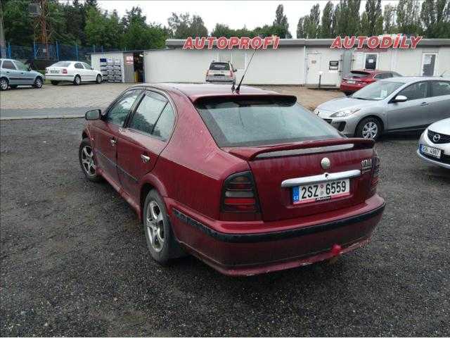 Škoda Octavia liftback 66kW nafta 199802