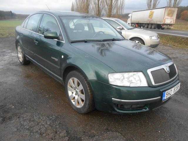 Škoda Superb sedan 114kW nafta 200207