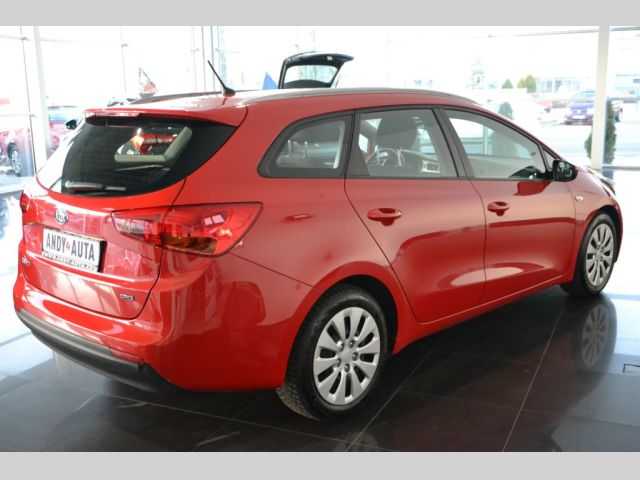 Kia Ceed kombi 81kW nafta 201309