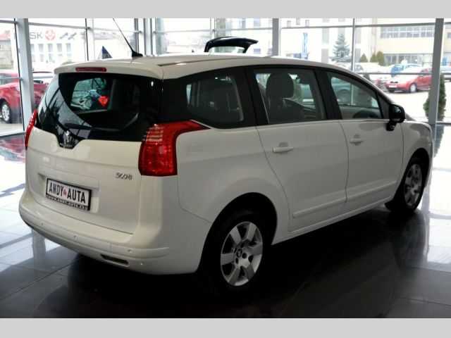 Peugeot 5008 MPV 110kW nafta 201403