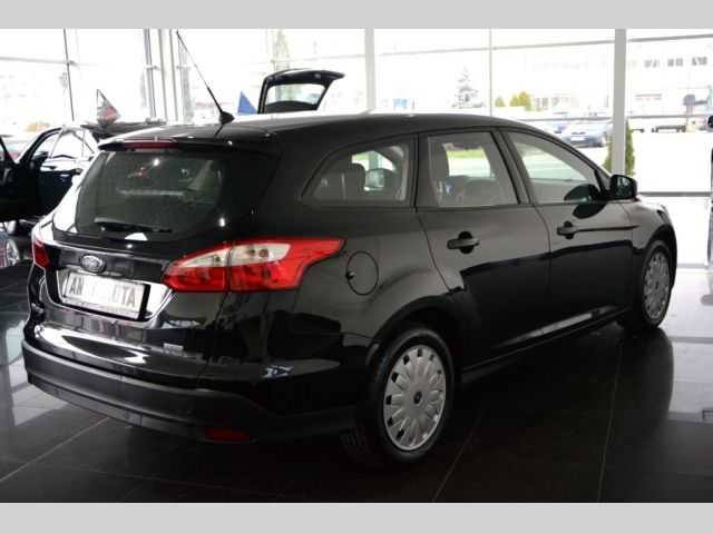 Ford Focus kombi 77kW nafta 201402