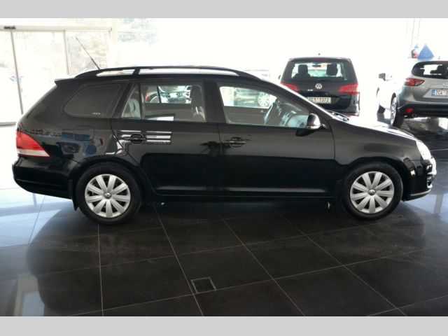 Volkswagen Golf kombi 77kW nafta 200808