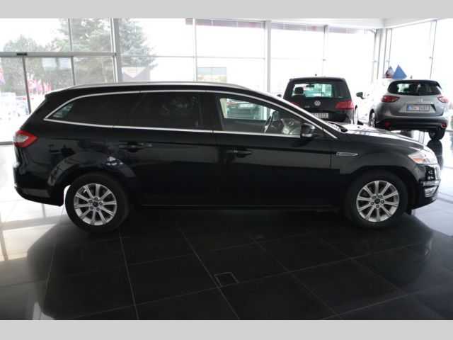 Ford Mondeo kombi 103kW nafta 201210