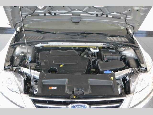 Ford Mondeo kombi 103kW nafta 201406