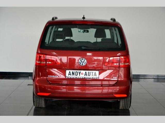 Volkswagen Touran MPV 77kW nafta 201302