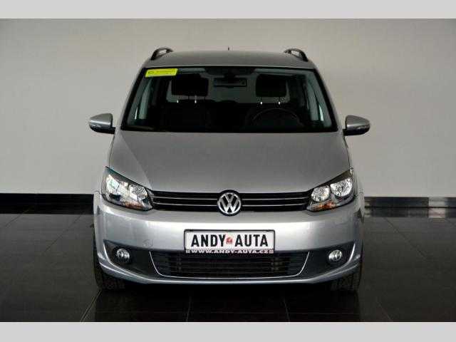 Volkswagen Touran MPV 77kW nafta 201405