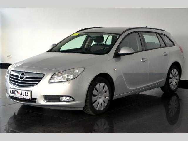 Opel Insignia kombi 96kW nafta 201208