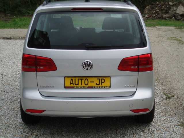 Volkswagen Touran VAN 103kW nafta 2012