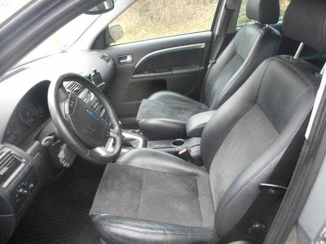 Ford Mondeo kombi 114kW nafta 2006