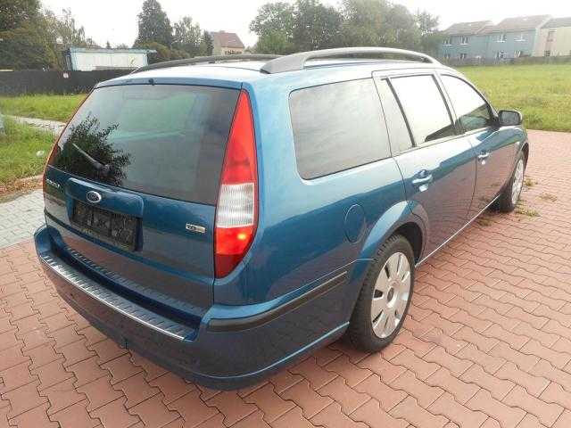 Ford Mondeo kombi 114kW nafta 2006