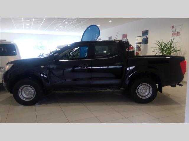 Nissan Navara pick up 140kW nafta 201608