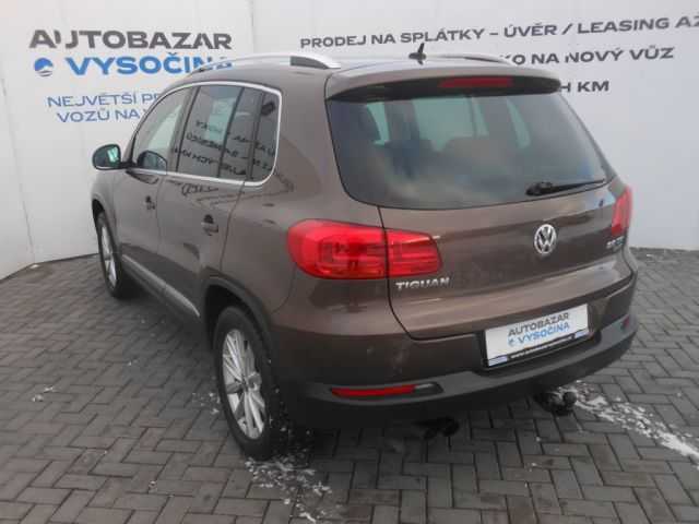 Volkswagen Tiguan SUV 132kW benzin 201203