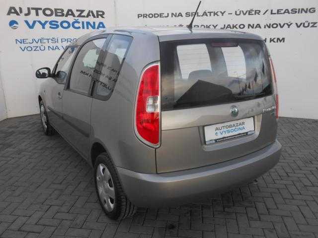 Škoda Roomster MPV 63kW benzin 201108