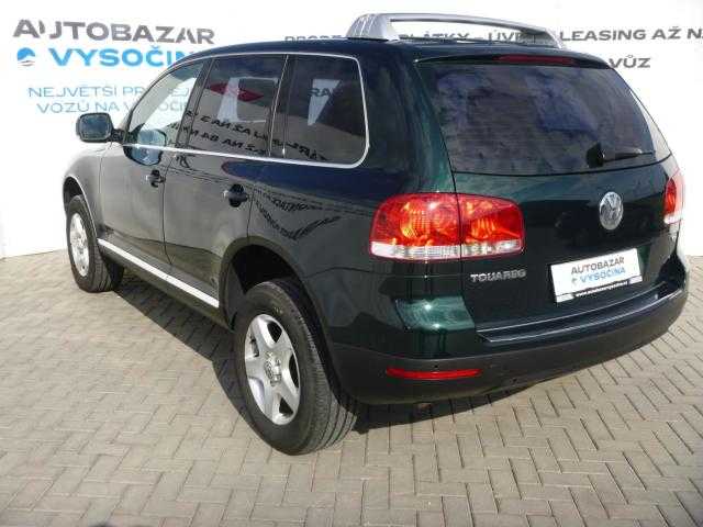 Volkswagen Touareg SUV 128kW nafta 200409