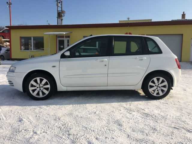 Fiat Stilo hatchback 88kW nafta 200604