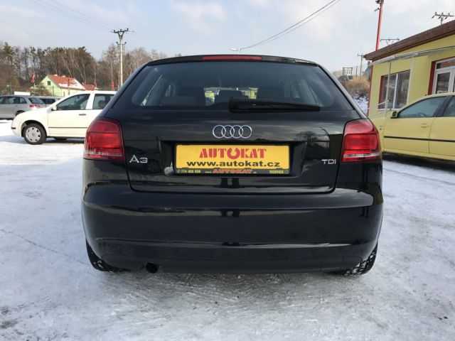 Audi A3 hatchback 103kW nafta 2011