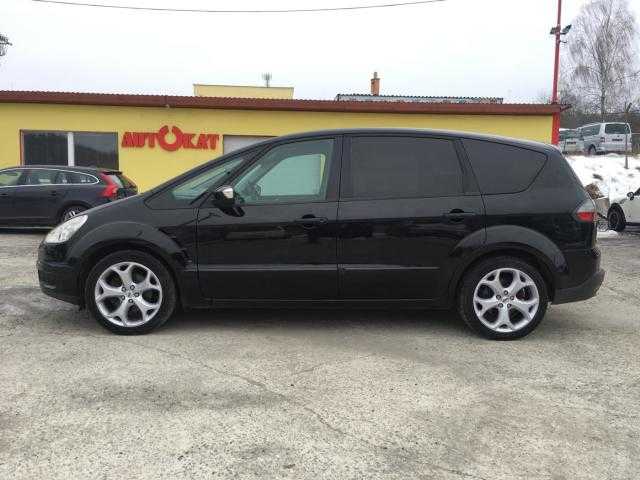 Ford S-MAX MPV 103kW nafta 200704