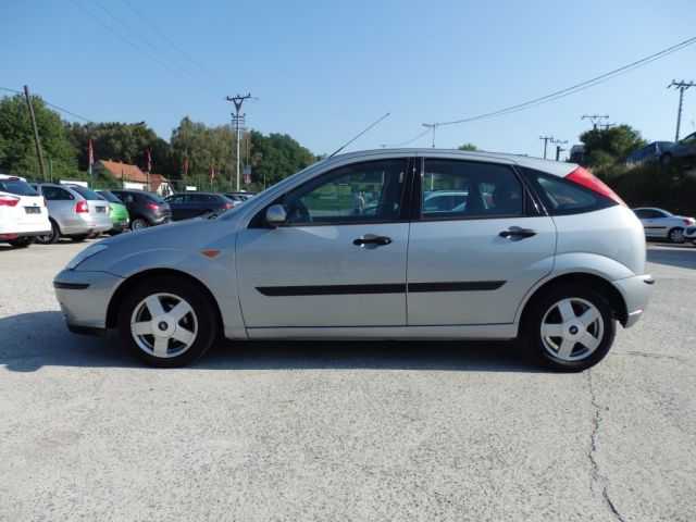 Ford Focus hatchback 74kW nafta 200409