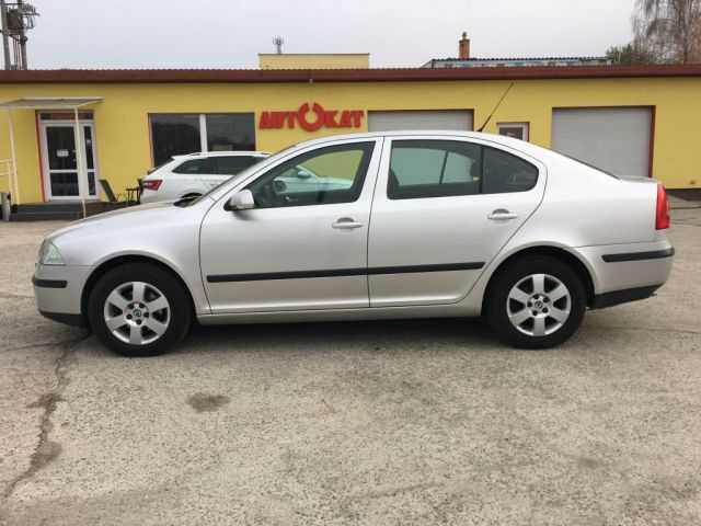 Škoda Octavia hatchback 77kW nafta 200606