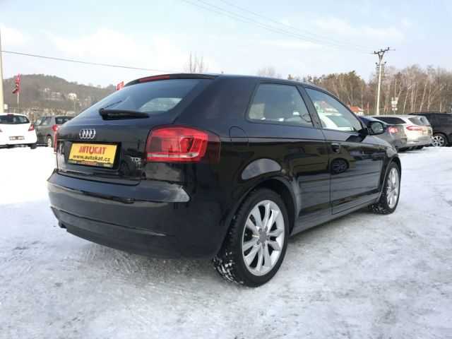 Audi A3 hatchback 103kW nafta 2011