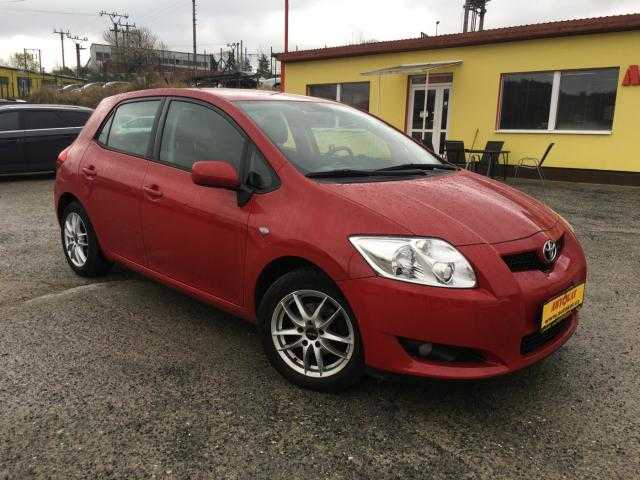 Toyota Auris hatchback 91kW benzin 200711