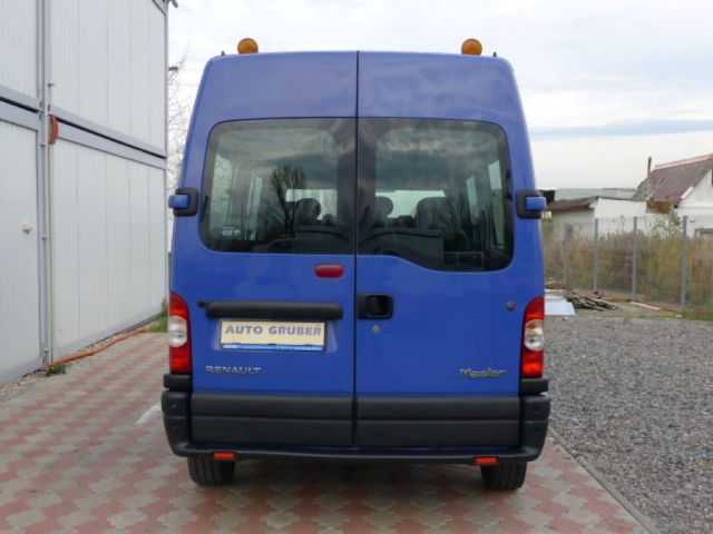 Renault Master minibus 88kW nafta 200906