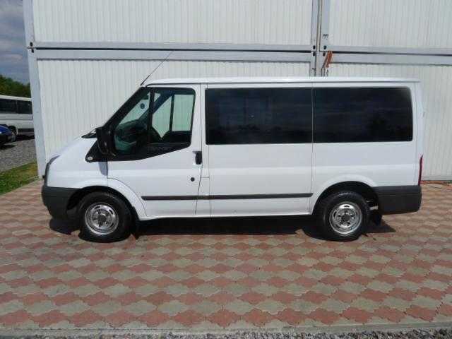 Ford Transit minibus 74kW nafta 201111