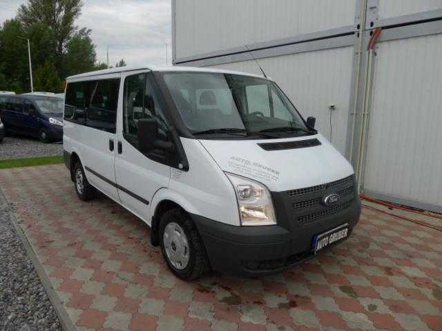 Ford Transit minibus 74kW nafta 201208