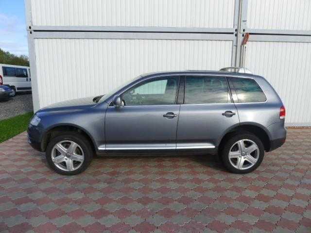 Volkswagen Touareg SUV 230kW nafta 200407