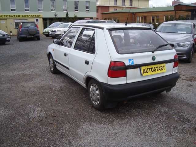 Škoda Felicia hatchback 50kW benzin 199604