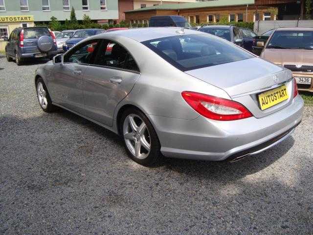 Mercedes-Benz CLS sedan 195kW nafta 201304