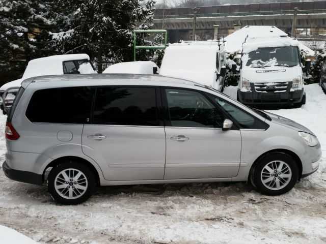 Ford Galaxy MPV 103kW nafta 2008